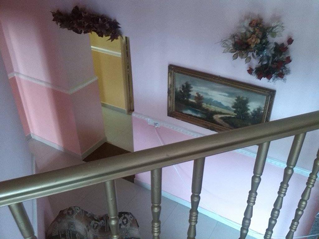 Hostel Georgia Kutaisi Værelse billede