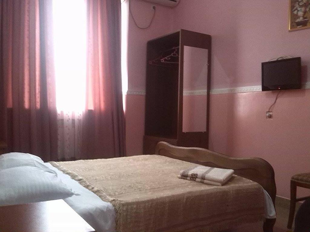 Hostel Georgia Kutaisi Værelse billede